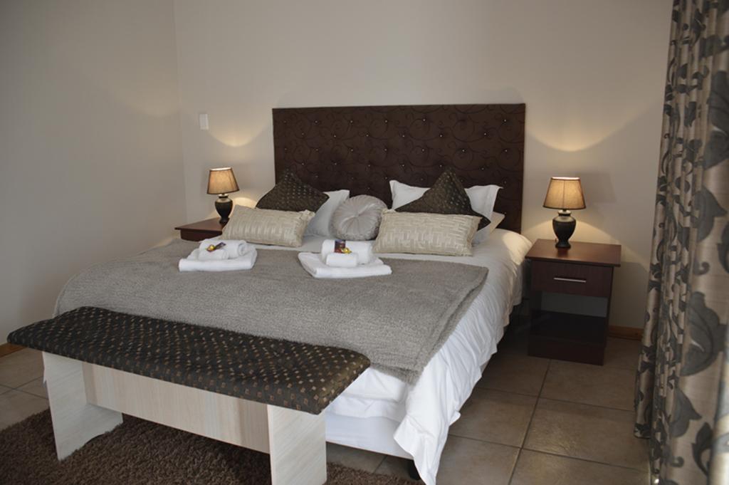 Two Bells Guest House Bloemfontein Room photo