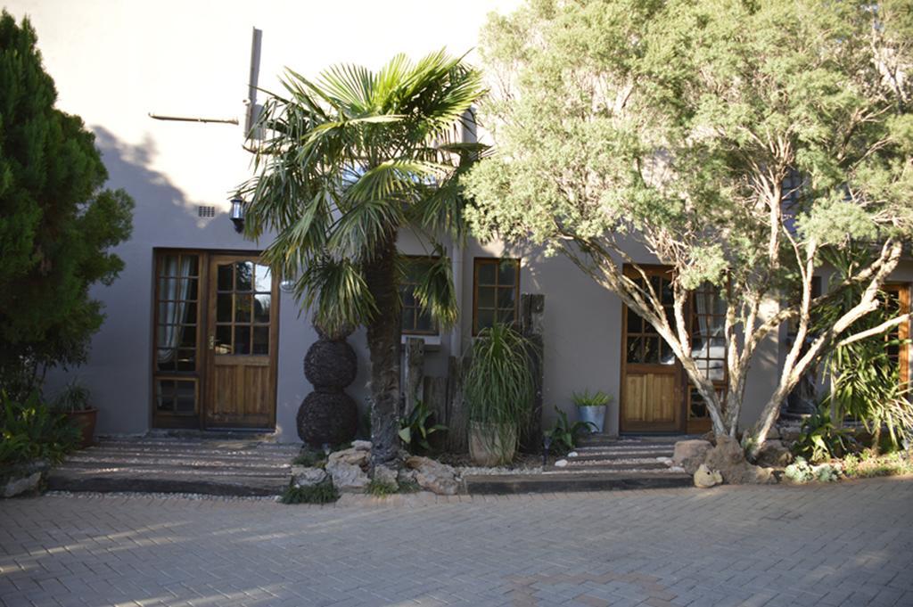Two Bells Guest House Bloemfontein Exterior photo